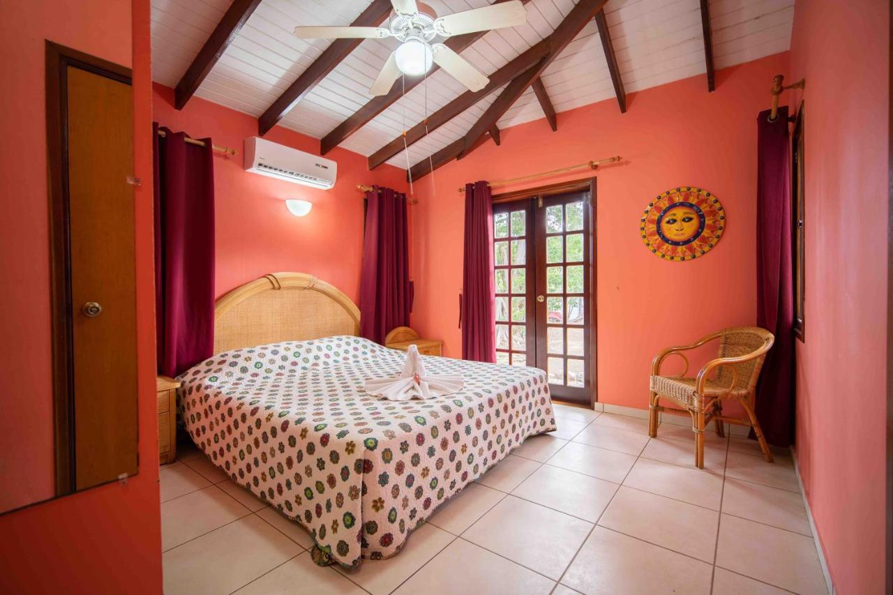 Captain Don'S Habitat Kralendijk  Bagian luar foto